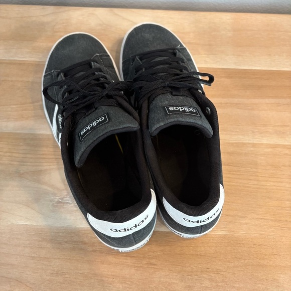 Adidas Men's 12 Daily 3.0 Skate Shoe Sneakers Core Black White Cloud Casual - Picture 7 of 8